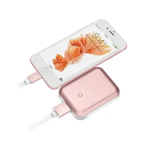 Just Mobile AluCable Flat Lightning-Kabel in Roségold, das ein iPhone mit einem passenden Zubehörgerät verbindet