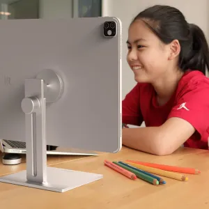 Just Mobile aluDisc Max magnetischer Tablet-Ständer mit einem Tablet im Hochformat auf einem Schreibtisch