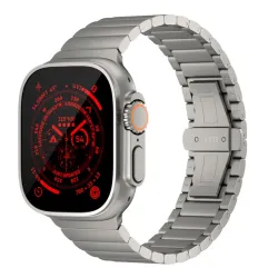 Premium Just Mobile Titanium klockarmband med DLC-beläggning för Apple Watch Ultra Series.